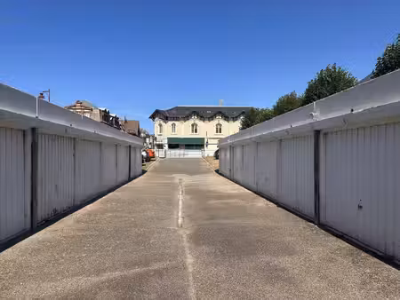 parking à louer