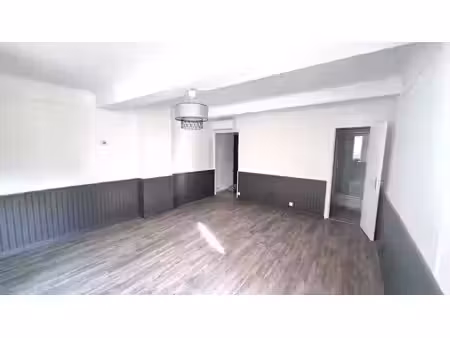 location appartement 3 pièces 72.6 m² à la tour-d'aigues (84240)  nan €