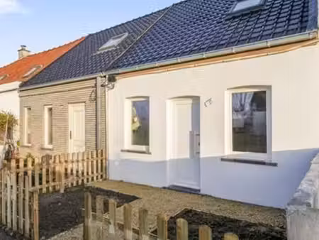 maison rénovée  économe en énergie  avec terrasse privée