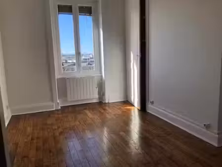location appartement 2 pièces 38 m² à lyon 7ème (69007)  685 €