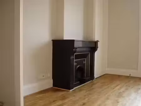location appartement 2 pièces 57 m² à lyon 8ème (69008)  730 €