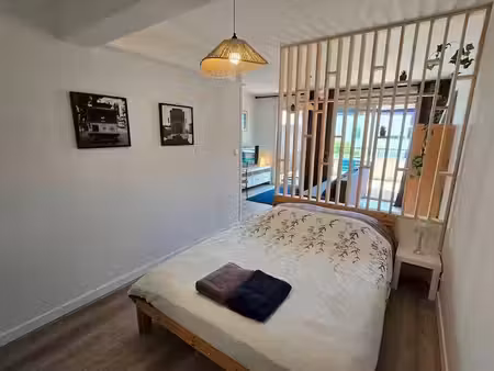 location meublée appartement 2 pièces 36 m² à la rochelle (17000)  850 €