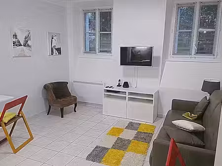 location meublée appartement 1 pièce 25 m² à asnieres-sur-seine (92600)  960 €