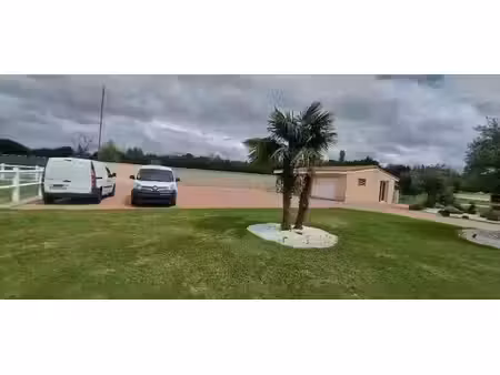 location meublée appartement 2 pièces 28 m² à merignac (33700)  900 €