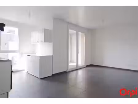location appartement 3 pièces 61.15 m² à lyon 8ème (69008)  983 €