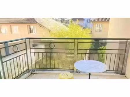 location meublée appartement 3 pièces 70 m² à lyon 3ème (69003)  1 230 €