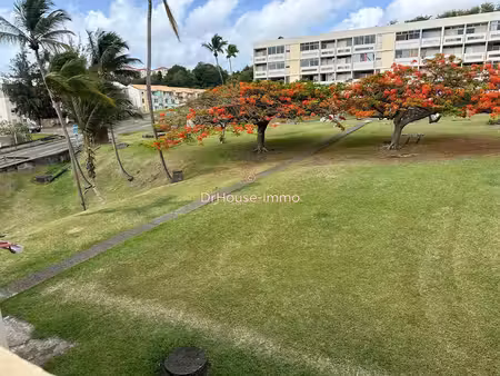 appartement t4 rénové à la trinité - 72 m²  terrasse et balcons