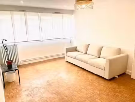 location meublée appartement 3 pièces 69 m² à paris 19ème (75019)  1 990 €