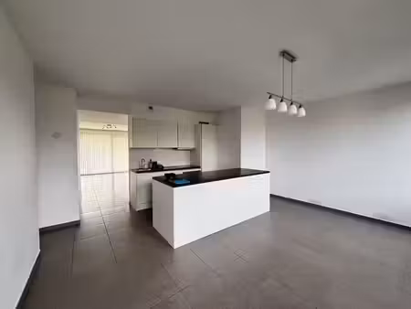 appartement 2 chambres + parking + cave