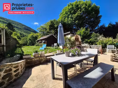 chevrier 74520 : maison pierre 211m2 - jardin sans vis-à-vis