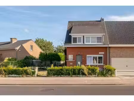 maison 3 ch.  atelier et allée pour 3 voitures