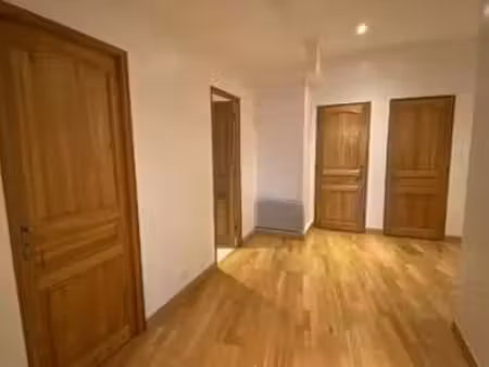 location appartement 4 pièces à lannion (22300) : à louer 4 pièces / 88m² lannion