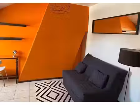 location meublée appartement 2 pièces 19 m² à lille (59000)  497 €