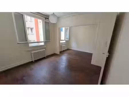 location appartement 2 pièces 50 m² à le havre (76600)  567 €