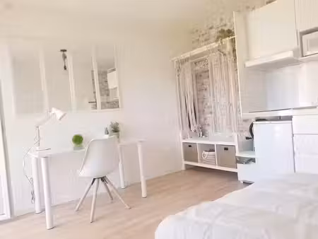 location meublée appartement 1 pièce 18 m² à montpellier (34000)  600 €