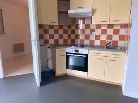 location appartement 2 pièces 48 m² à clermont-ferrand (63000)  610 €