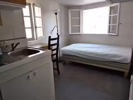 location meublée appartement 1 pièce 14 m² à paris 10ème (75010)  620 €
