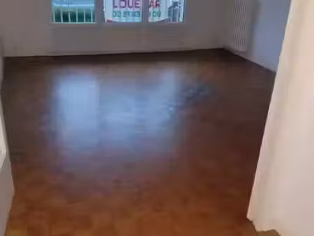 location appartement 3 pièces 61 m² à nantes (44000)  950 €