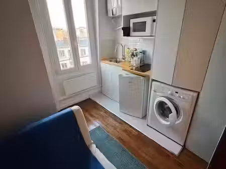 location meublée appartement 1 pièce 9 m² à neuilly-sur-seine (92200)  550 €