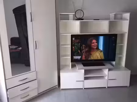 location meublée appartement 1 pièce 25 m² à romainville (93230)  780 €