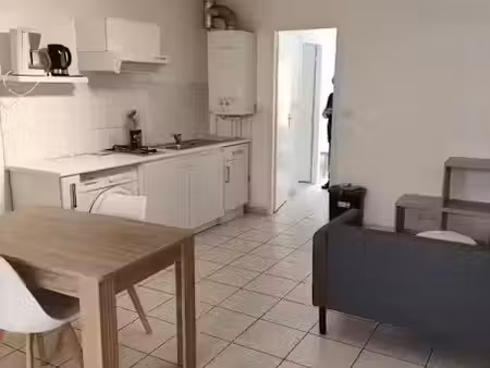 location meublée appartement 2 pièces 38 m² à toulouse (31000)  700 €