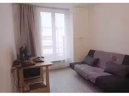 location meublée appartement 1 pièce 27 m² à villeurbanne (69100)  450 €