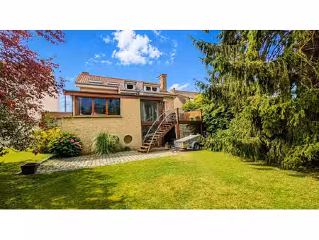 maison d'architecte – 8 pièces – 4 chambres – leers