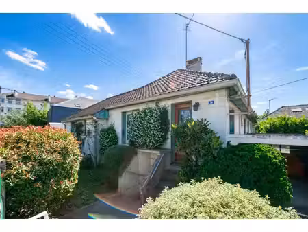 maison 4 chambres avec combles aménagés et fort potentiel