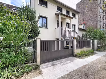 maison 6 pièces - 145 m²