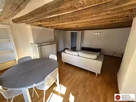location meublée appartement 4 pièces 60 m² à semur-en-auxois (21140)  600 €
