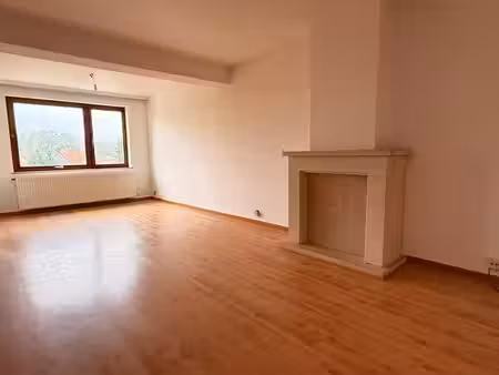 appartement 1 ch + bureau + grenier aménageable