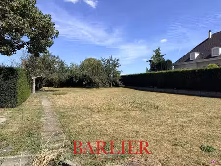 terrain constructible à vendre