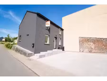maison peb a avec jardin et 2 places de parking à lembeek
