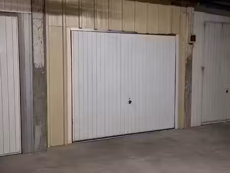 vente garage 18 m² vitrolles (13127)