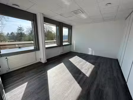 location bureaux 110 m²