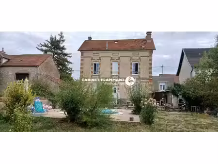 proche montbard