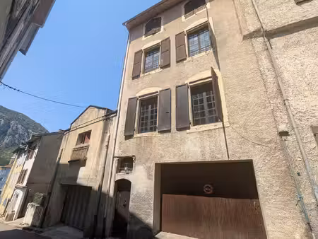 ensemble immobilier de caractère d'environ 350 m² utiles - hyper centre de tarascon-sur-ar