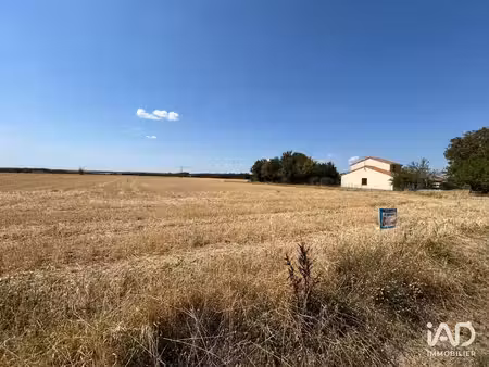 terrain à liniers (86800)