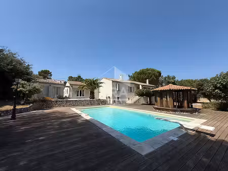 maison 5 pièces 150 m² à vendre / acheter saint-maximin-la-sainte-baume 83470 ? | era immo