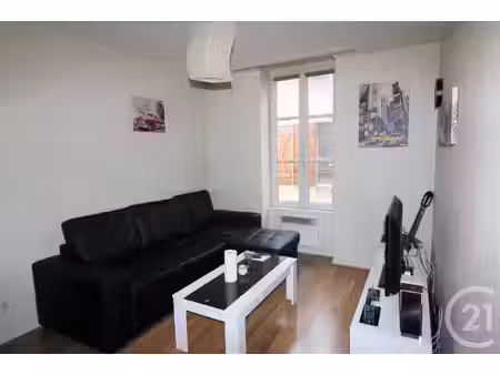 location appartement 2 pièces 30m² riom 63200