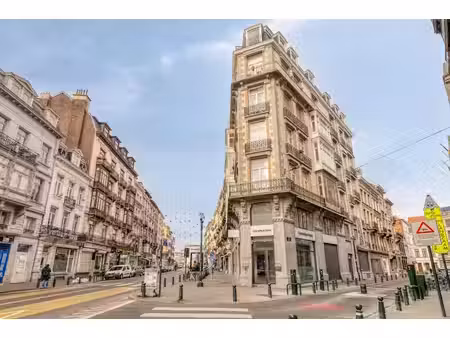 commercieel te koop in brussel met 1 slaapkamer
