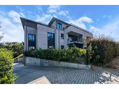appartement te koop in mont-saint-guibert met 2 slaapkamers