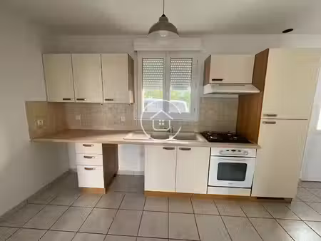 location maison 3 pièces 80.05 m² à villiers-sur-loir (41100)  610 €