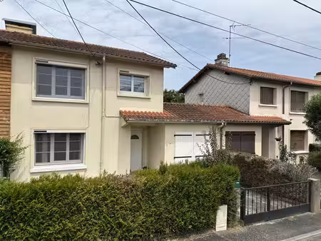 å oloron sainte marie  quartier du leclerc