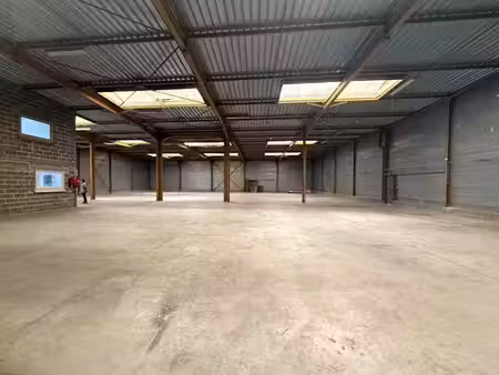 location locaux professionnels 10 pièces 1500 m² à evreux (27000)  7 617 €