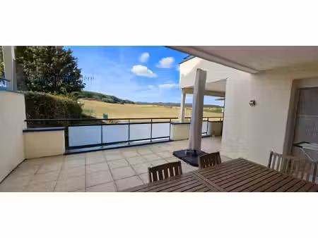 très bel appartement à roussy le village
