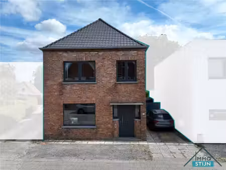 huis te koop in zedelgem met 5 slaapkamers