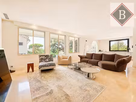 appartement bourgeois d'exception – 157 m² – jardin de 26