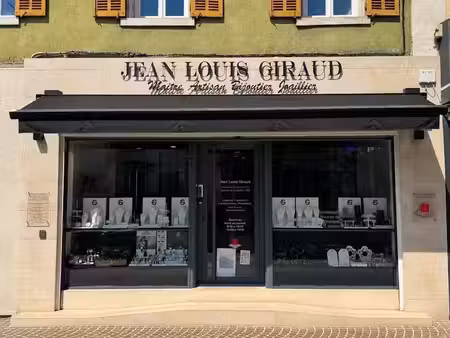 vente locaux professionnels 0 pièces 42 m² à six-fours-les-plages (83140)  165 000 €