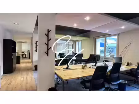 vente bureau 150m2 grenoble 38000 - 350000 € - surface privée